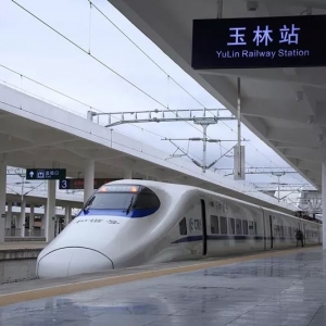 ����Ϣ����7.1���F·�{(di��o)�D�󣬰�ɫ�������Є�(d��ng)܇(ch��)���_(d��)��